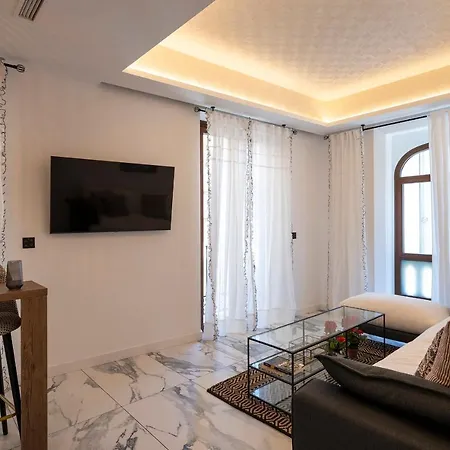 Palatina Concept Apartment *